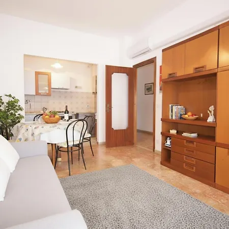 Kennedy 2 Diano Marina